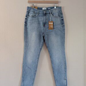 Kensie Jeans Women's 12/31 High Rise Skinny Vintage‎ Luxe Blue Denim Distressed
